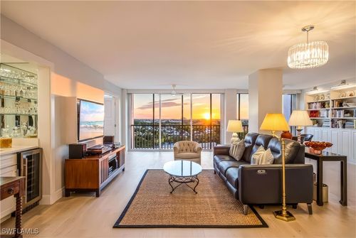 apt-803-5601 Turtle Bay Dr, NAPLES, FL, 34108-2793 | Card Image