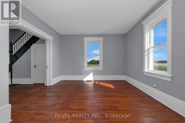 7281 9 Th Line, House other with 4 bedrooms, 2 bathrooms and 10 parking in Thornton ON | Image 15