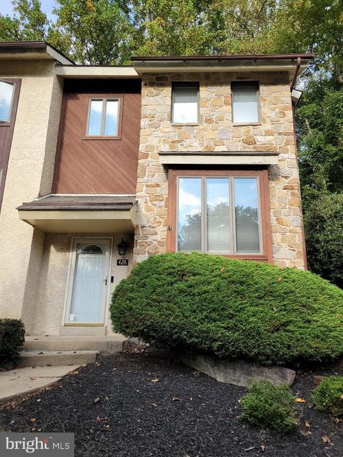 426 Heatherwood Dr, MEDIA, PA, 19063-5131 | Card Image
