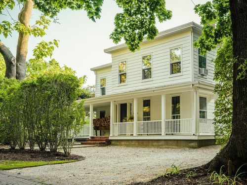 1200 Indian Neck Ln, Peconic, NY, 11958-1702 | Card Image