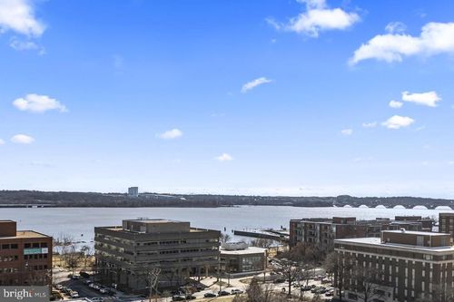 1208-801 N Pitt St, ALEXANDRIA, VA, 22314-1783 | Card Image