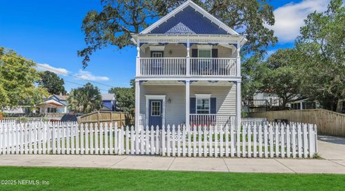 121 M L King Ave, ST AUGUSTINE, FL, 32084-4837 | Card Image