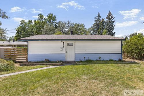 245 Utley Cir, Idaho Falls, ID, 83401-2938 | Card Image