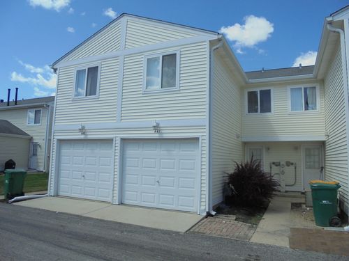 441 Meadow Green Ln, Round Lake Beach, IL, 60073-1356 | Card Image