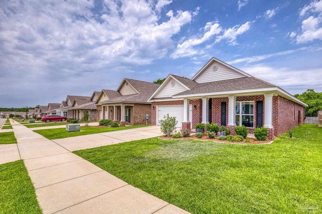 8018 Burnside Loop, House other with 4 bedrooms, 2 bathrooms and 2 parking in Pensacola FL | Image 39