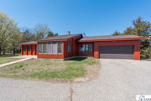 29558 Pumpkin Hill Rd, Le Sueur, MN, 56058-4473 | Card Image