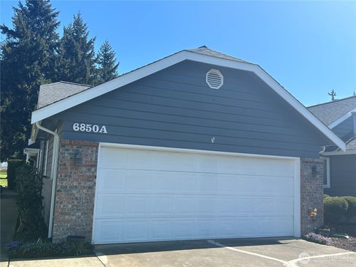 a-6850 Raspberry Dr, Everson, WA, 98247-9664 | Card Image