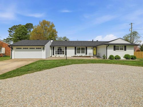 4235 Southeastern Pkwy, Owensboro, KY, 42303-1831 | Card Image