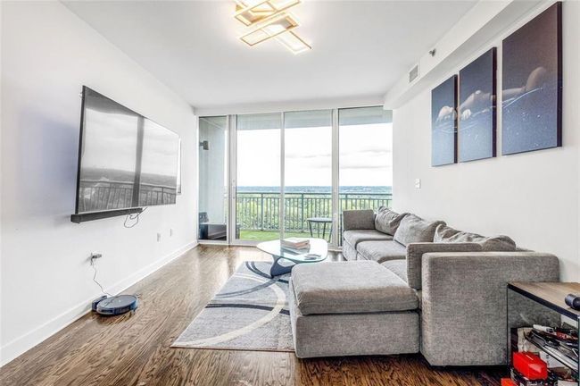 APT-1703 - 3338 Peachtree Rd Ne, Condo with 1 bedrooms, 1 bathrooms and 1 parking in Atlanta GA | Image 7