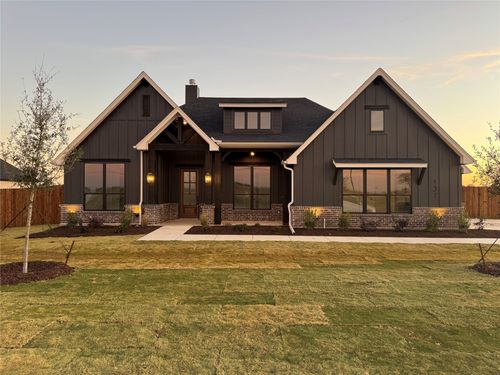 137 Red Fox Trl, Godley, TX, 76044-1267 | Card Image