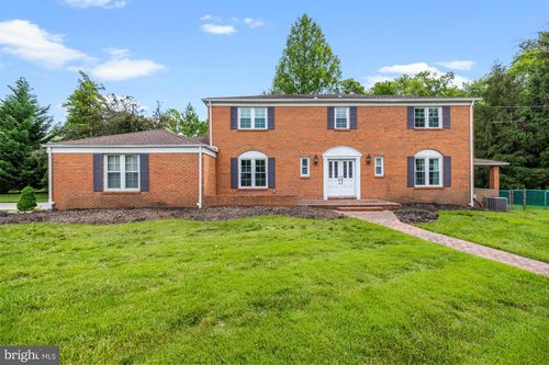 1 Carriage Way, CINNAMINSON, NJ, 08077-3865 | Card Image