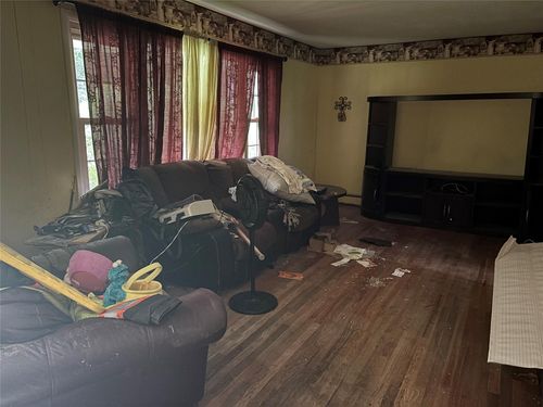 577 Wheeler Hill Rd, Wappingers Falls, NY, 12590-3979 | Card Image