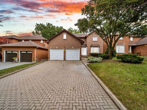 7 Winding Crt, Scarborough, ON, M1C4X2 | Card Image