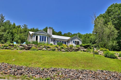 333 Music Mtn, Stockbridge, VT, 05772-9618 | Card Image