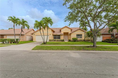 16176 Nw 14th Ct, Pembroke Pines, FL, 33028-1216 | Card Image