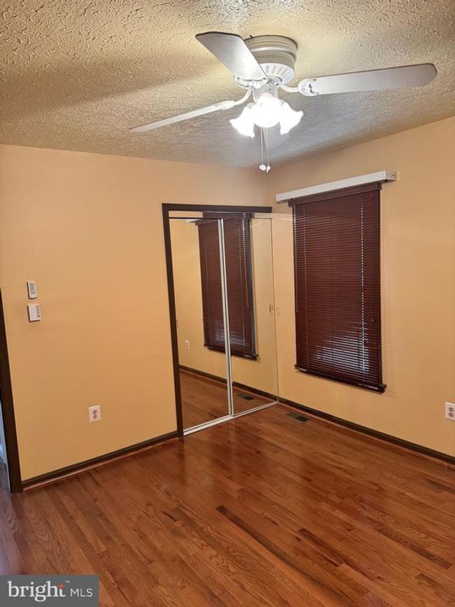 7869 Wenwell Ct, House other with 4 bedrooms, 2 bathrooms and null parking in PASADENA MD | Image 8