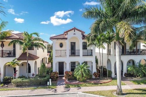 8362 Nw 39th Ct, Pembroke Pines, FL, 33024-5053 | Card Image