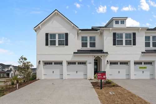 643 Club View Way, Mount Juliet, TN, 37122-4791 | Card Image