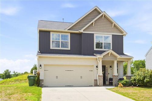 2751 Mayfield Dr, Graham, NC, 27253-7719 | Card Image
