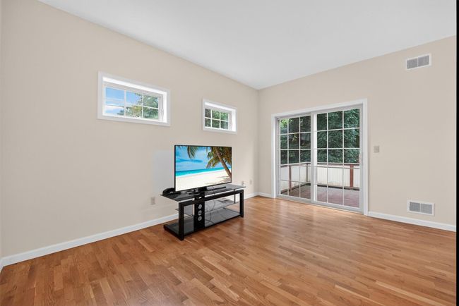 Spacious Family Room with access to the deck | Image 12