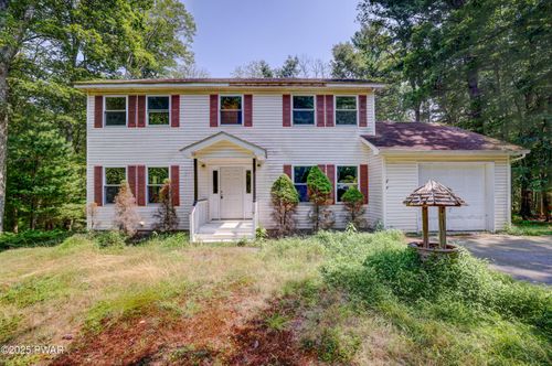 140 Bernadette Dr, Dingmans Ferry, PA, 18328-3085 | Card Image