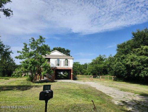 319 Hiern Ave, Pass Christian, MS, 39571-3718 | Card Image