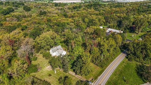 1110 County Road B, Liberty, MO, 64068-7930 | Card Image