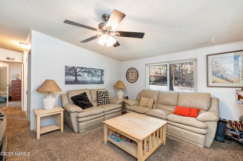 90-2401 W Route 66, Flagstaff, AZ, 86001-8761 | Card Image