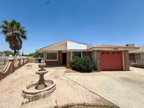 9700 Staubach Dr, El Paso, TX, 79927-2944 | Card Image
