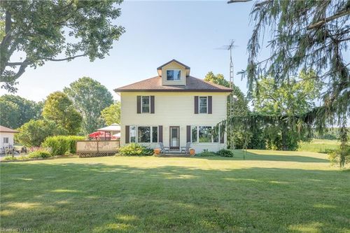 2320 Highway 3 E ., Haldimand County Highway, Lowbanks, ON, N0A1K0 | Card Image