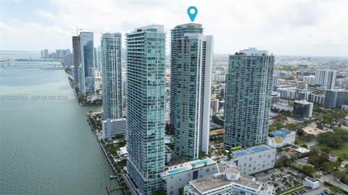 4903-650 32nd St, Miami, FL, 33137-5270 | Card Image