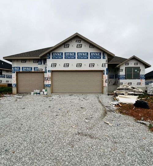 943 S Pindall Ln, Nixa, MO, 65714-4284 | Card Image