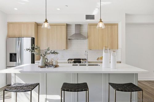 unit-11-4103 Voltaire St, San Diego, CA, 92107-1885 | Card Image