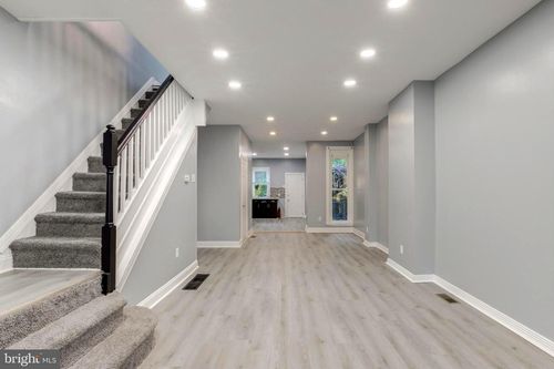 5254 N Hutchinson St, PHILADELPHIA, PA, 19141-4020 | Card Image