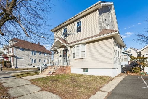 228 Totowa Rd, Totowa, NJ, 07512-2654 | Card Image