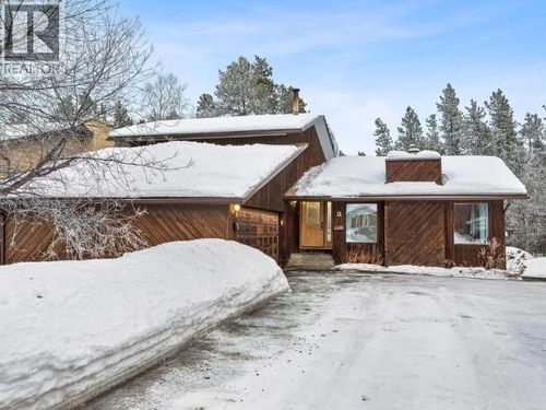 3 Juniper Dr, Whitehorse, YT, Y1A4W8 | Card Image