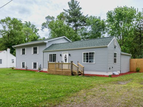 520 Della St, Portage, MI, 49002-3567 | Card Image