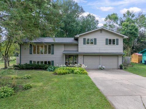 828 Fremont St E, Northfield, MN, 55057-2909 | Card Image
