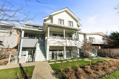 2229 16th Ave W, Vancouver, BC, V6K3B4 | Card Image