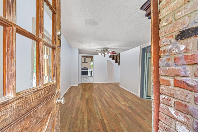 virtually emptied room | Image 15