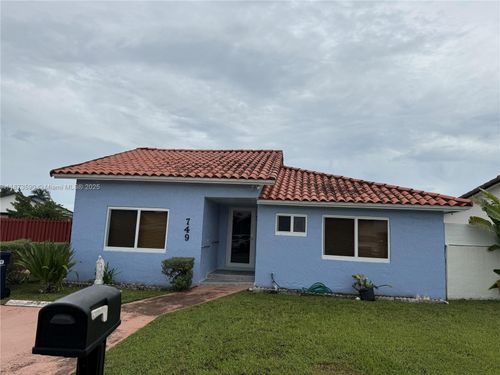 749 Sw 99th Court Cir, Miami, FL, 33174-1996 | Card Image