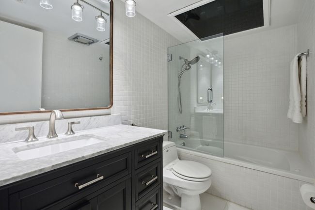 1 of 2 Full baths upstairs | Image 20