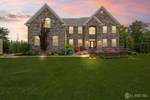 9 Gatarz Ct, East Brunswick, NJ, 08816-3592 | Card Image