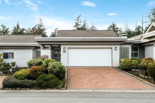 20-928 Bearwood Lane, Victoria, BC, V8Y3G8 | Card Image