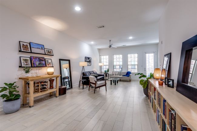 UNIT-1106 - 5015 Meridian Ln, Condo with 3 bedrooms, 3 bathrooms and null parking in Addison TX | Image 12