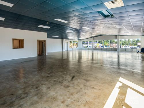 100-512 Kanuga Rd, Hendersonville, NC, 28739-5226 | Card Image