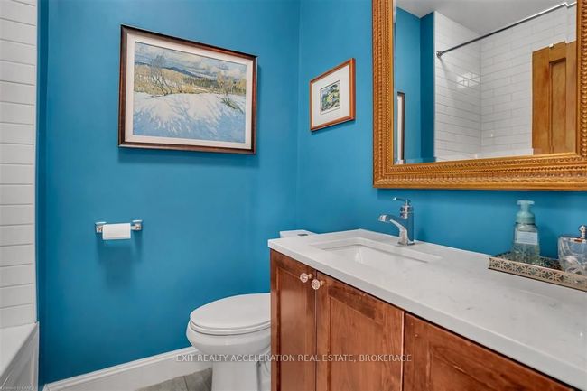 6 Elizabeth St, House other with 4 bedrooms, 2 bathrooms and 4 parking in Newburgh ON | Image 9
