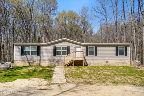 1721 Hidden Valley Rd, Coldwater, MS, 38618-4045 | Card Image