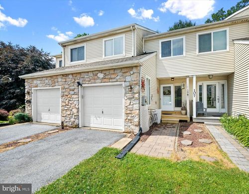109 Register Dr, Newark, DE, 19711-2287 | Card Image