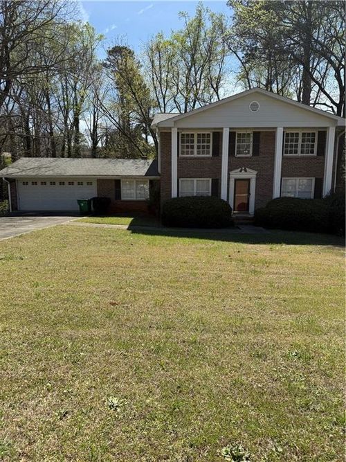 3669 Greentree Farms Dr, Decatur, GA, 30034-3329 | Card Image